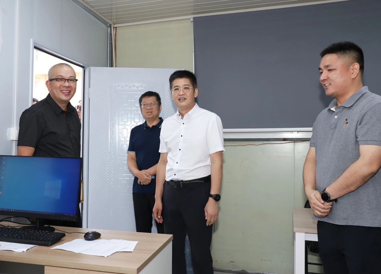 豐澤區委主要領導調研府東路北延伸段項目征遷前期準備工作